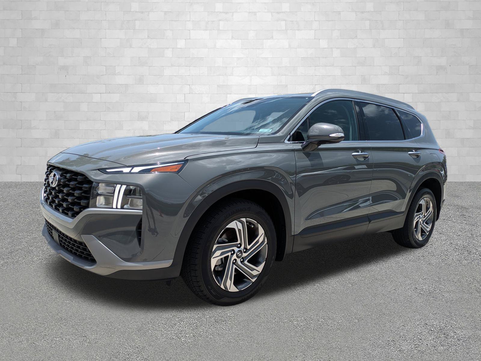 Certified Used 2023 Hampton Gray Hyundai SEL image 5