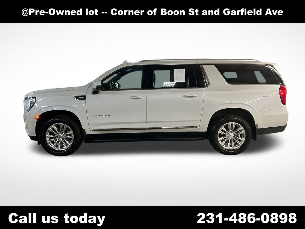 Used 2021 WHITE FROST TRICOAT GMC SLT image 2