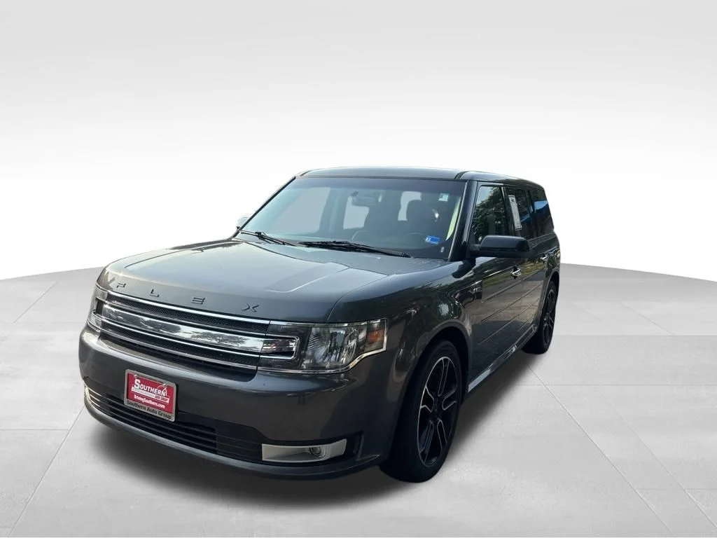 Used 2015 Black Ford SEL image 13