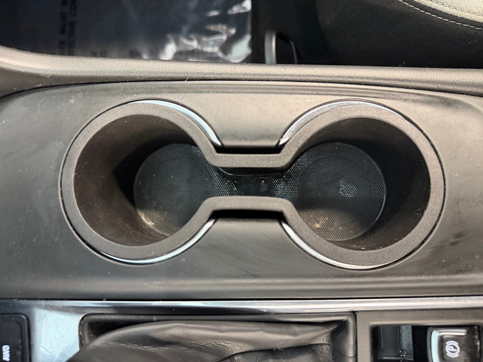 Used 2022 Silver Ice Metallic Chevrolet LS image 25