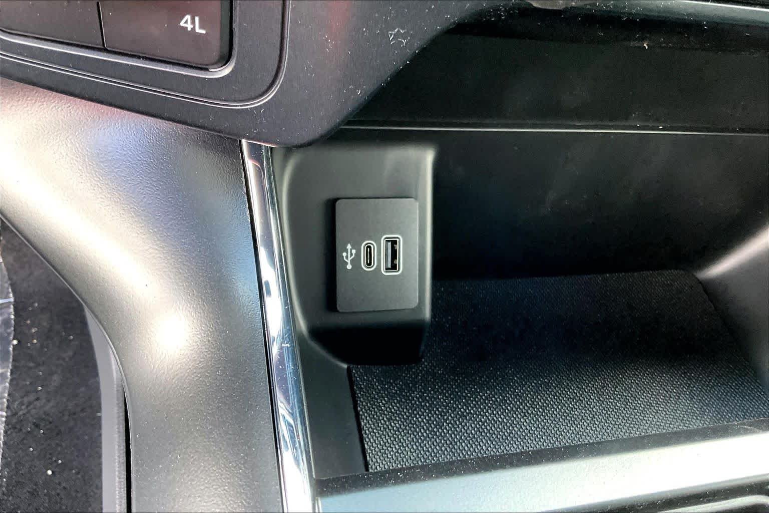 New 2026 Oxford White Ford STX® image 15