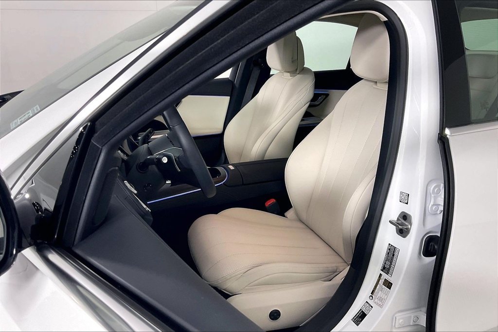 2026 Mercedes-Benz E-Class E350 - Photo 17