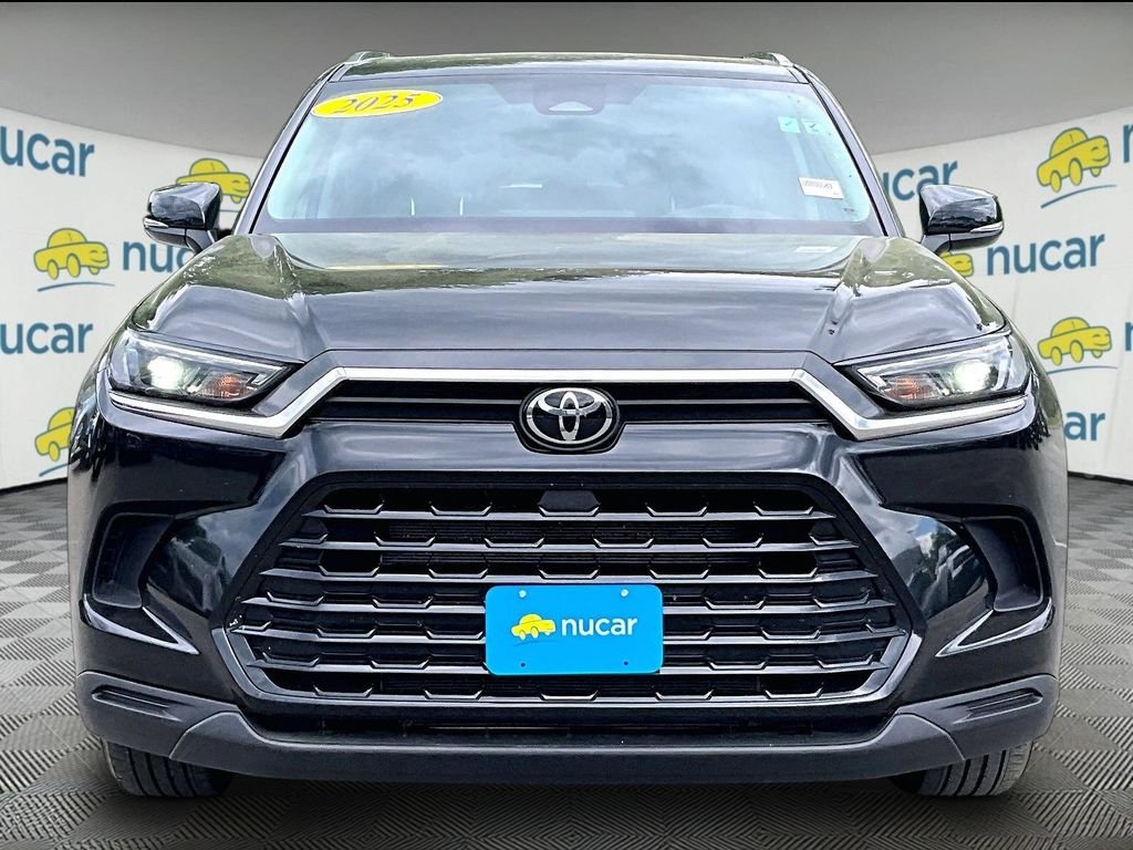 Used 2025 Black Toyota XLE image 2