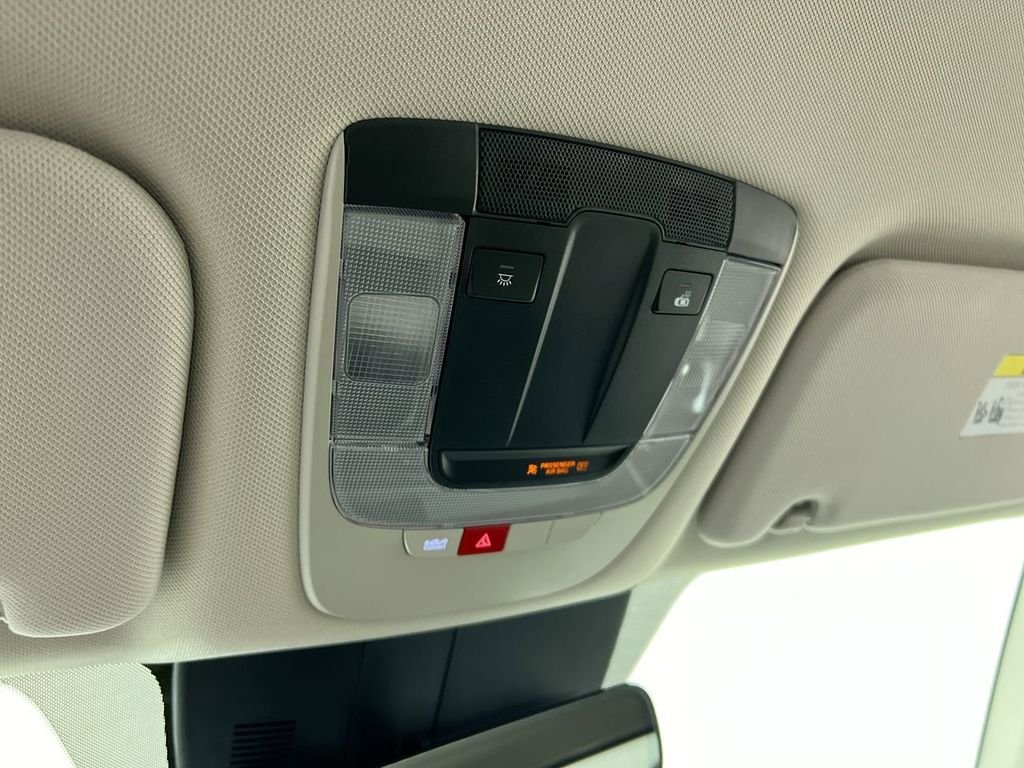 New 2026 Wolf Gray Kia EX image 15
