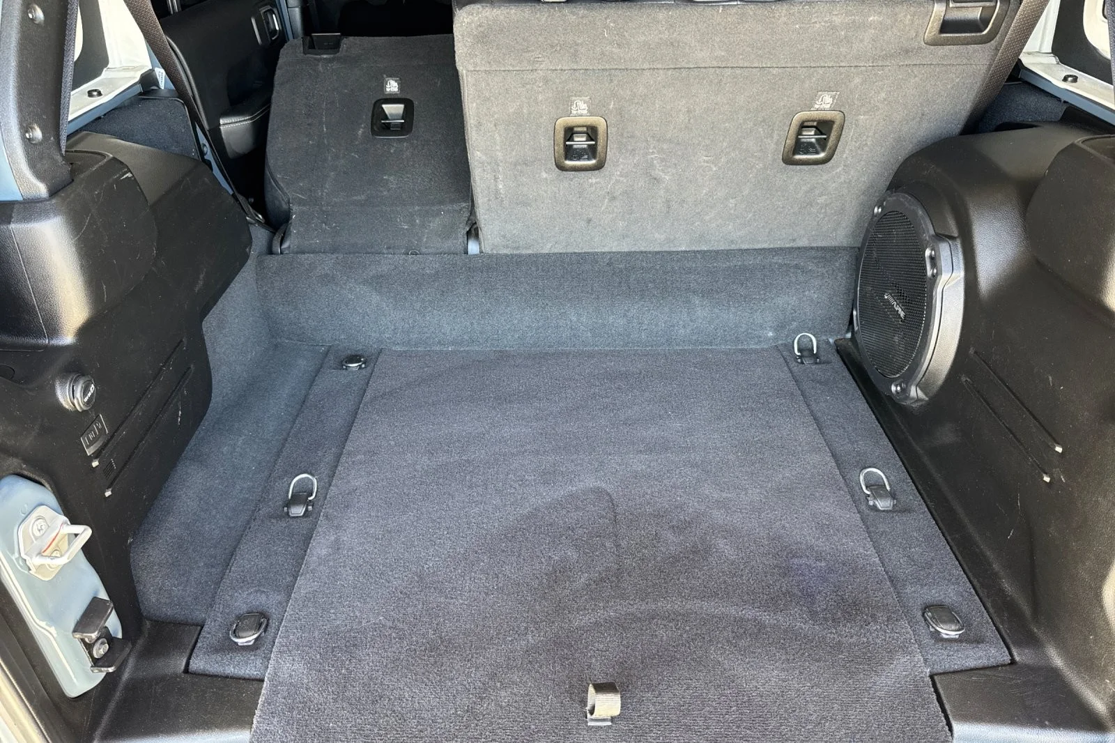 Used 2024 ANVIL CLEAR-COAT Jeep Sahara image 14