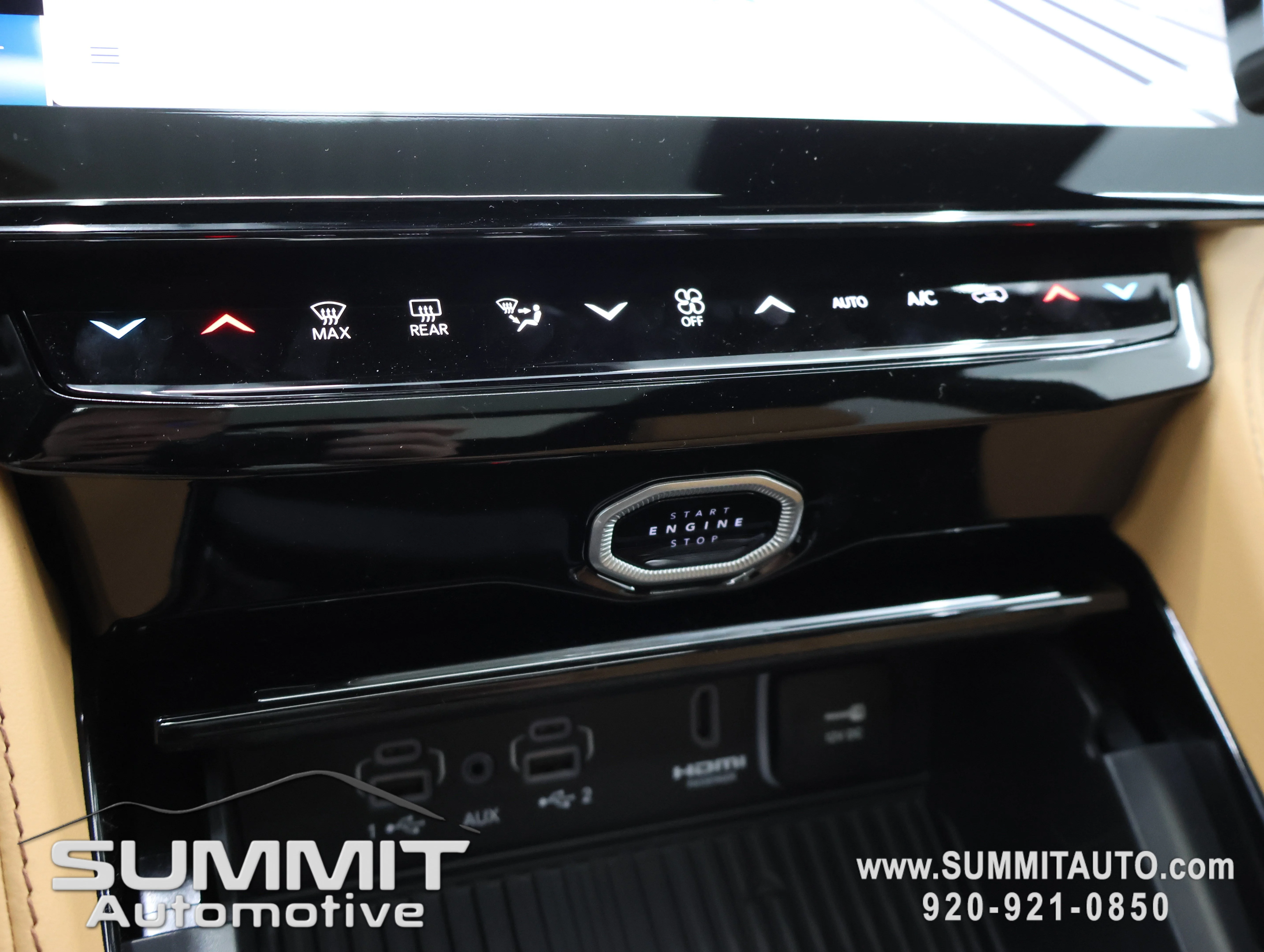 New 2026 Diamond Black Crystal Pearl-Coat Exterior Paint Jeep Summit image 62