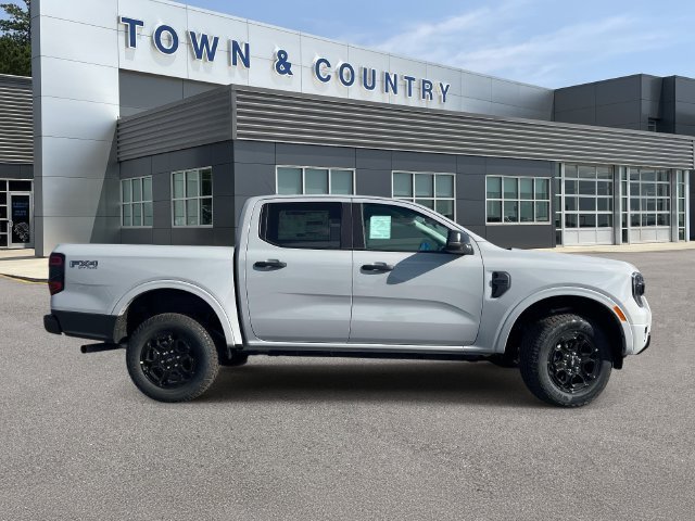 New 2026 Avalanche Ford XLT image 3