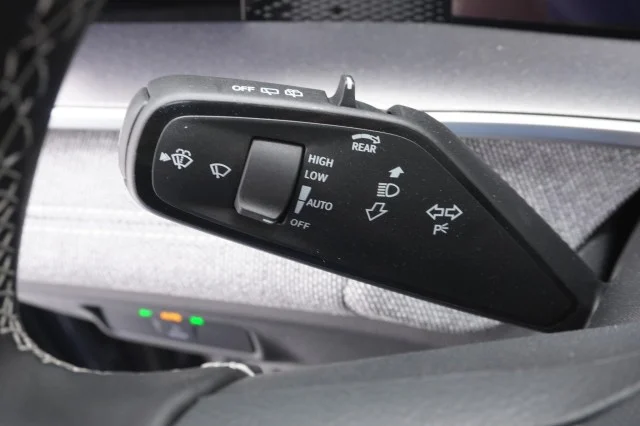 New 2026 Platinum Gray Metallic Volkswagen S image 25
