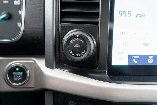 Used 2023 Blue Ford XLT image 25