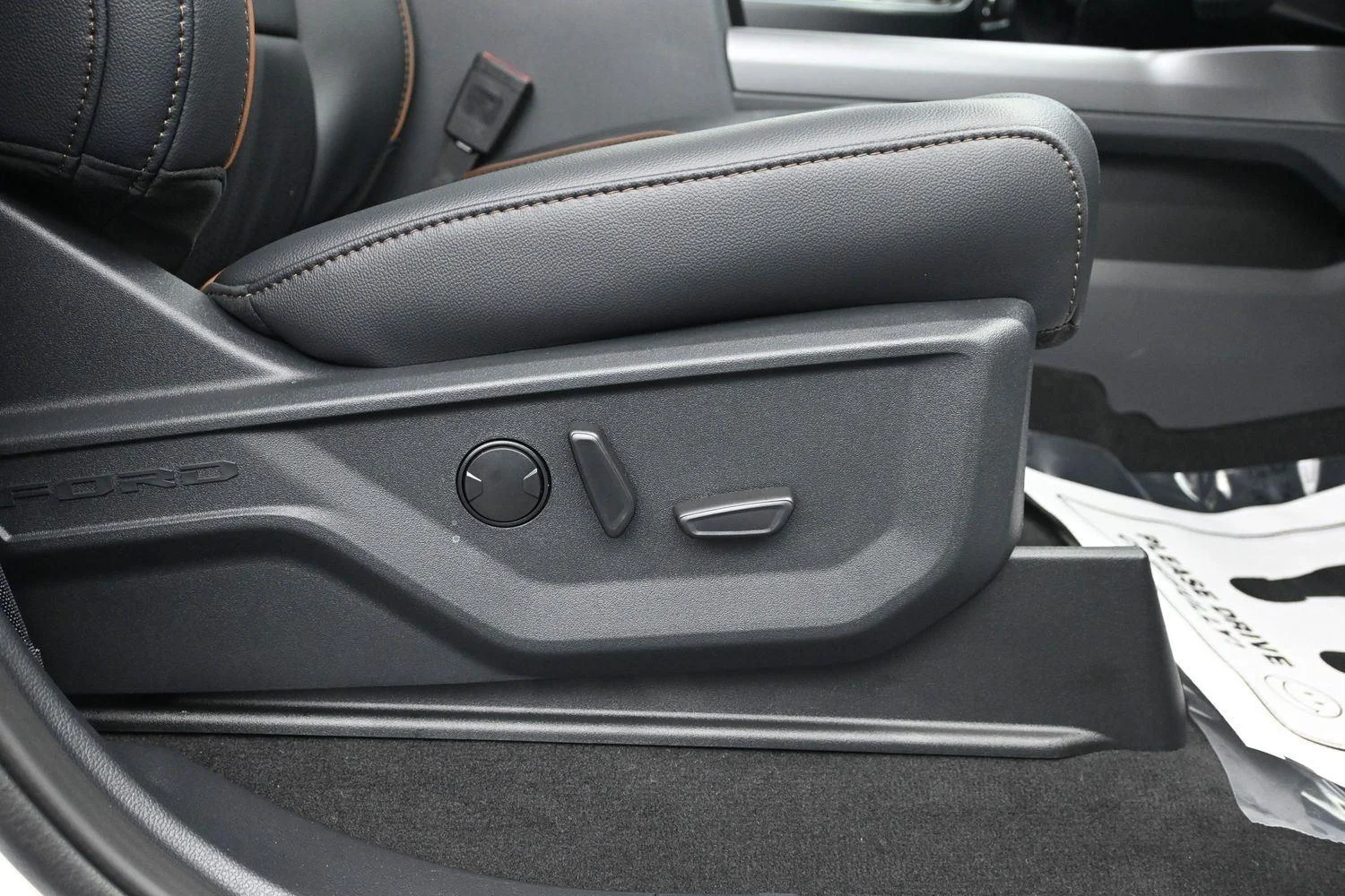 2026 Ford F-350 Super Duty Lariat - Photo 12