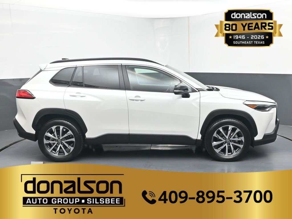 Used 2025 Beige Toyota XLE image 2