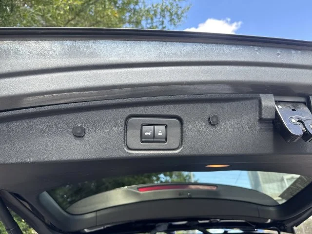 Used 2024 Gray Nissan Platinum image 14