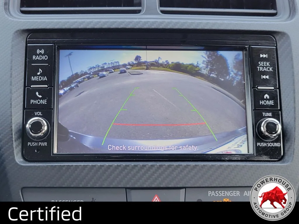 Used 2025 Silver Mitsubishi  image 24