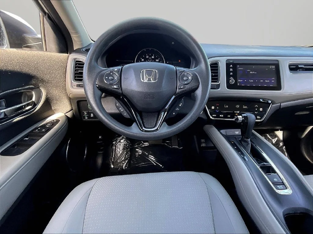 Used 2021  Honda EX image 9
