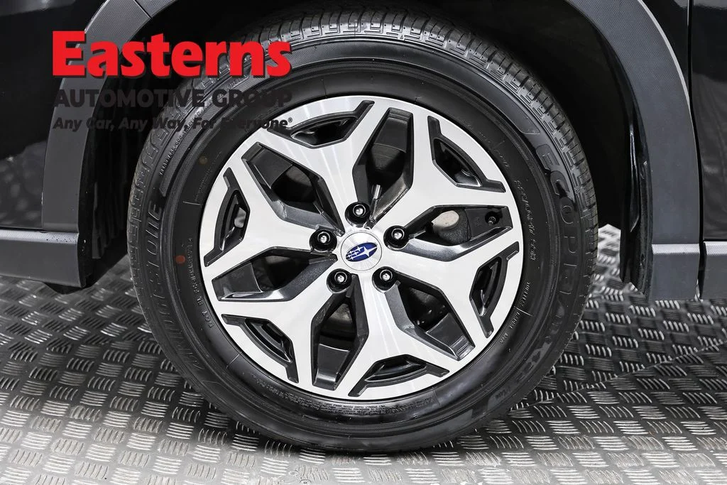 Used 2022 Black Subaru Premium image 35