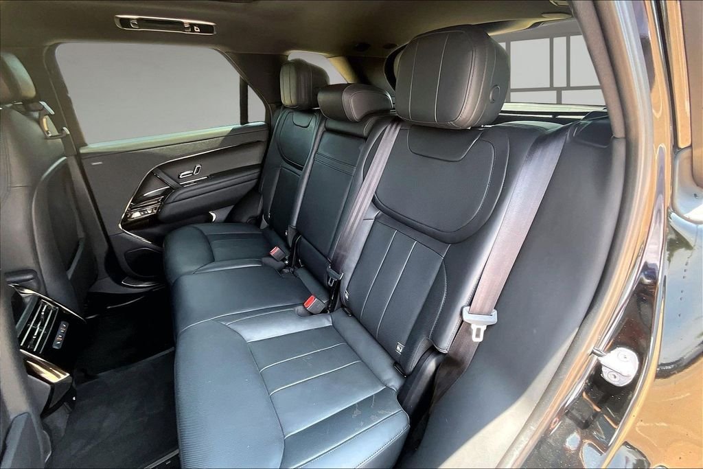 Used 2023 Santorini Black Metallic Land Rover SE Dynamic image 26