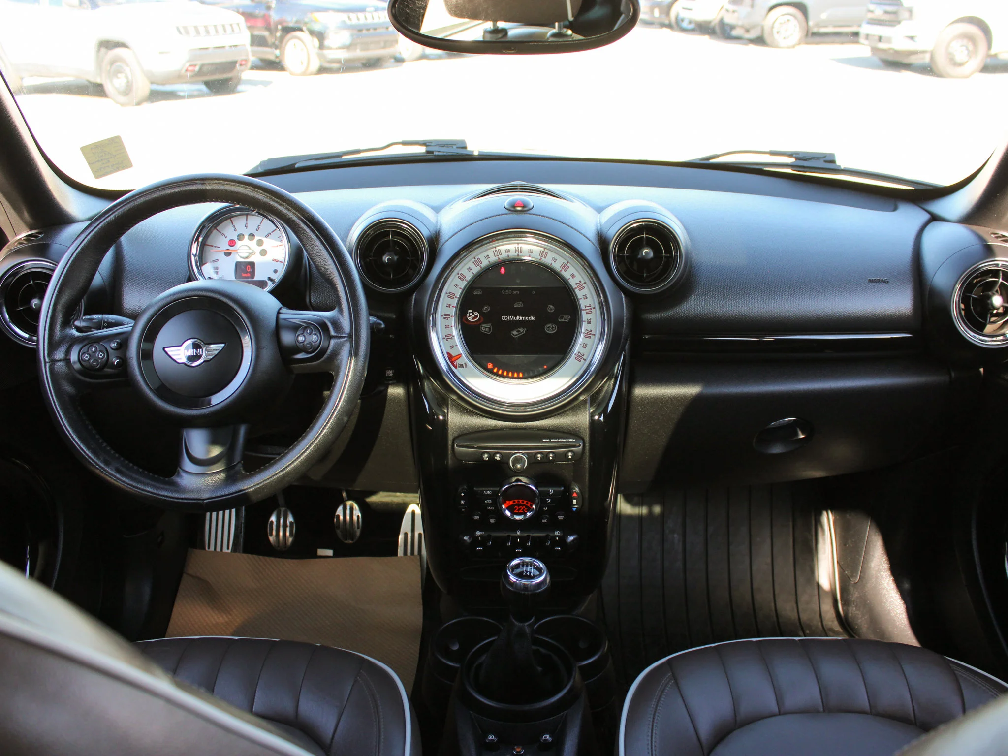 Used 2014  MINI S * AWD | Manual | Harman/Kardon | Heated Seats | Dual-Pane Sunroof image 4