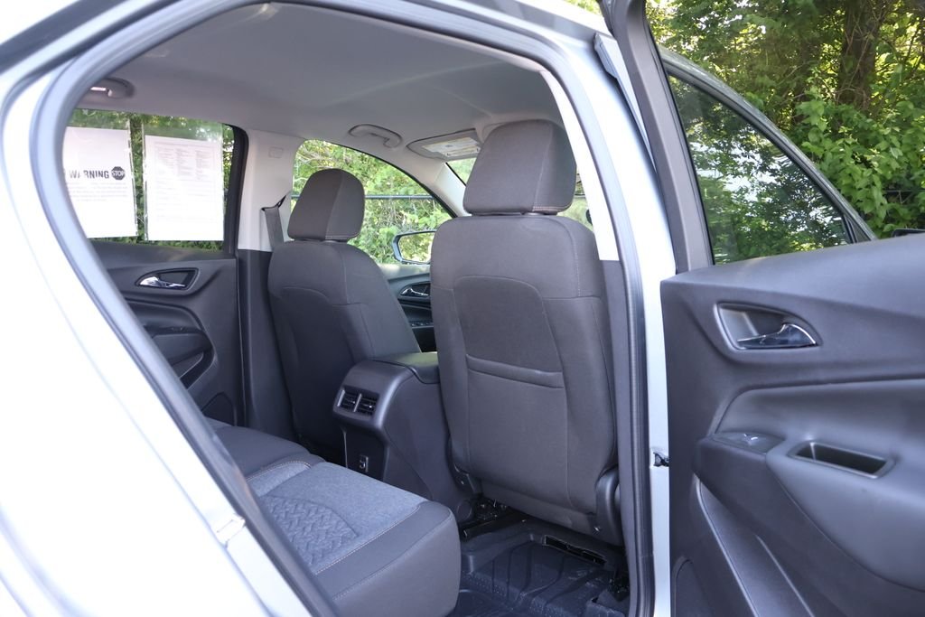 2024 Chevrolet Equinox LT - Photo 46