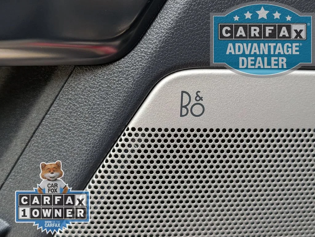 Used 2025 Red Ford Platinum image 19