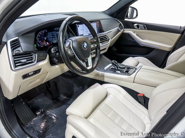 Used 2022 White BMW xDrive40i image 10
