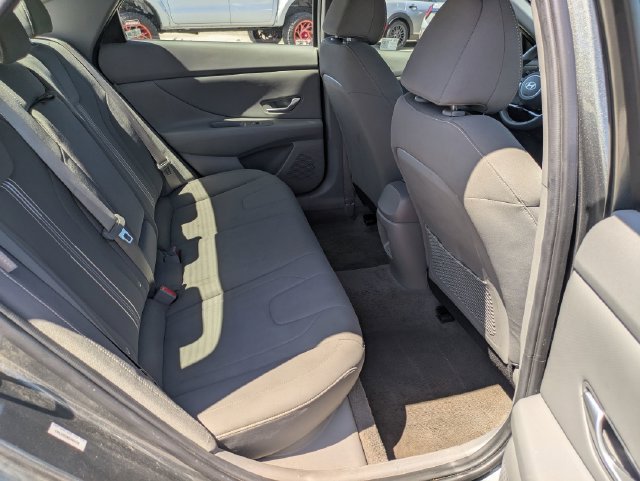 Used 2025 Gray Hyundai SEL Convenience image 27