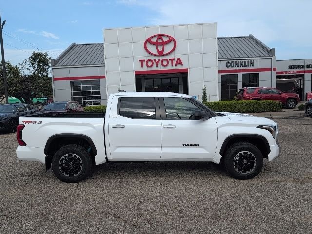 New 2026 Ice Cap Toyota SR5 image 17