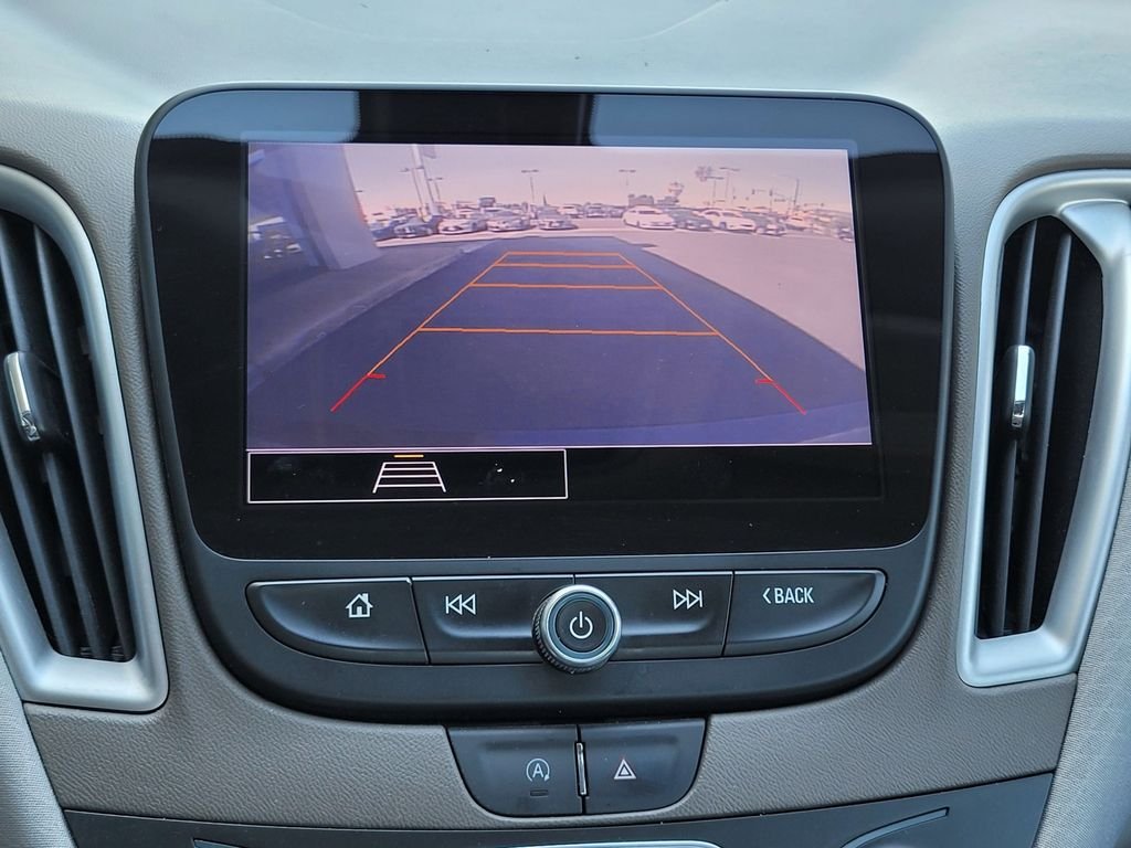 Used 2022 Gray Chevrolet LT image 18