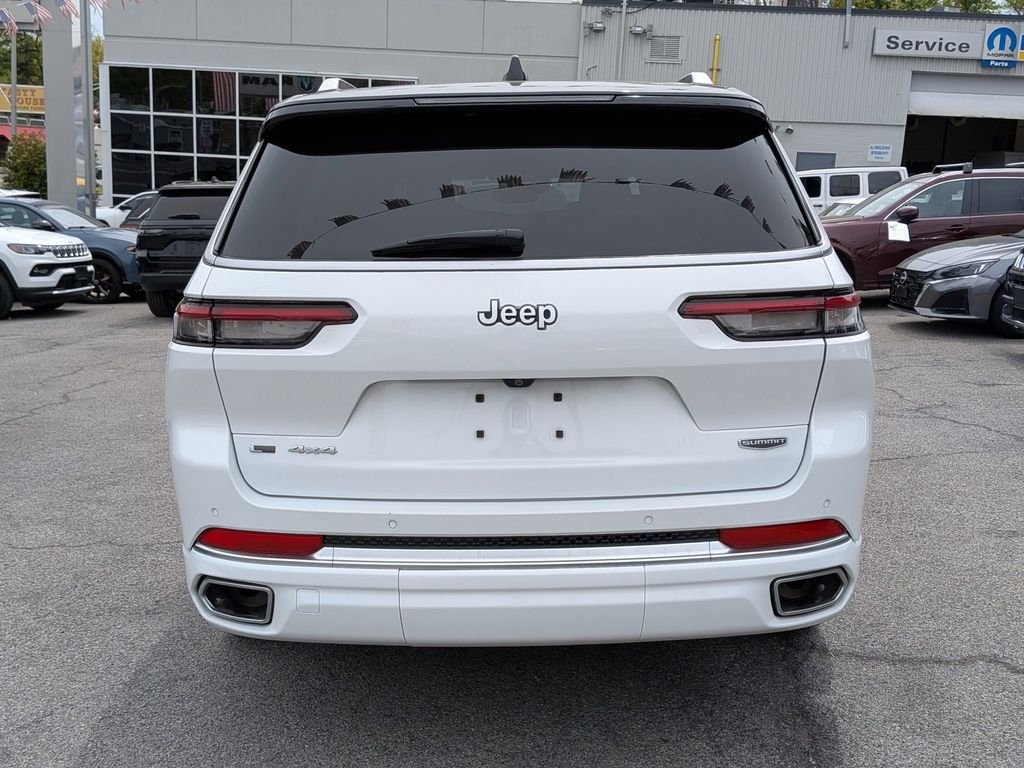 Used 2023 White Jeep Summit image 7