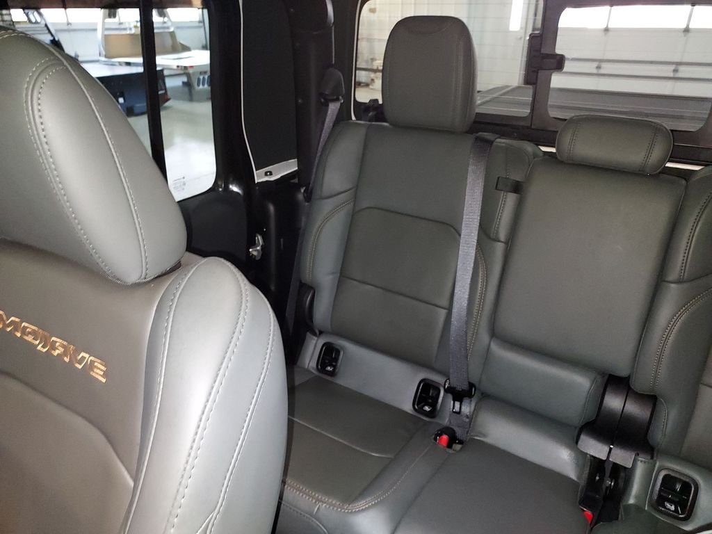 Used 2025 Black Jeep Mojave image 12