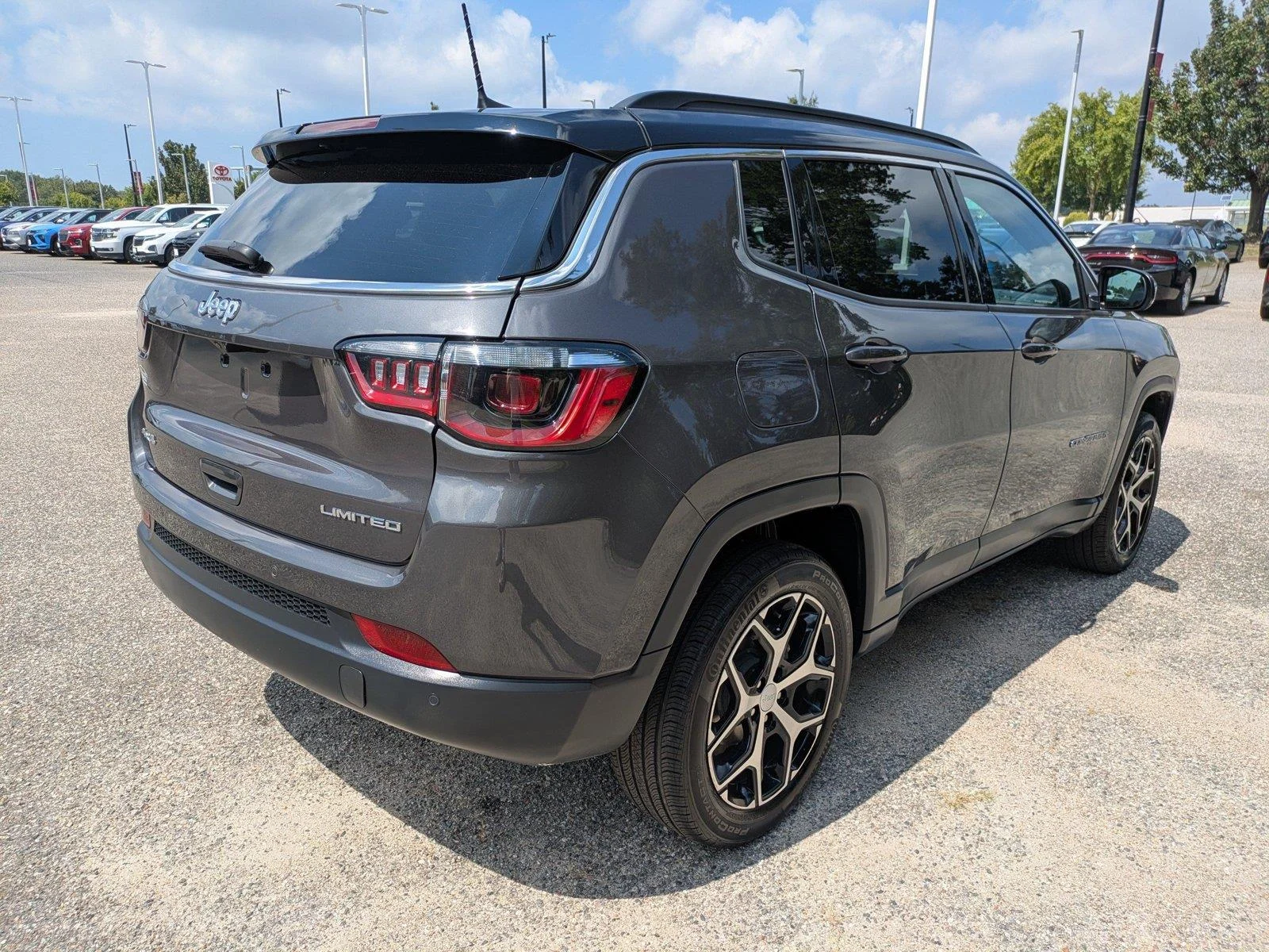 Used 2024 Baltic Gray Metallic Clearcoat Jeep Limited image 4