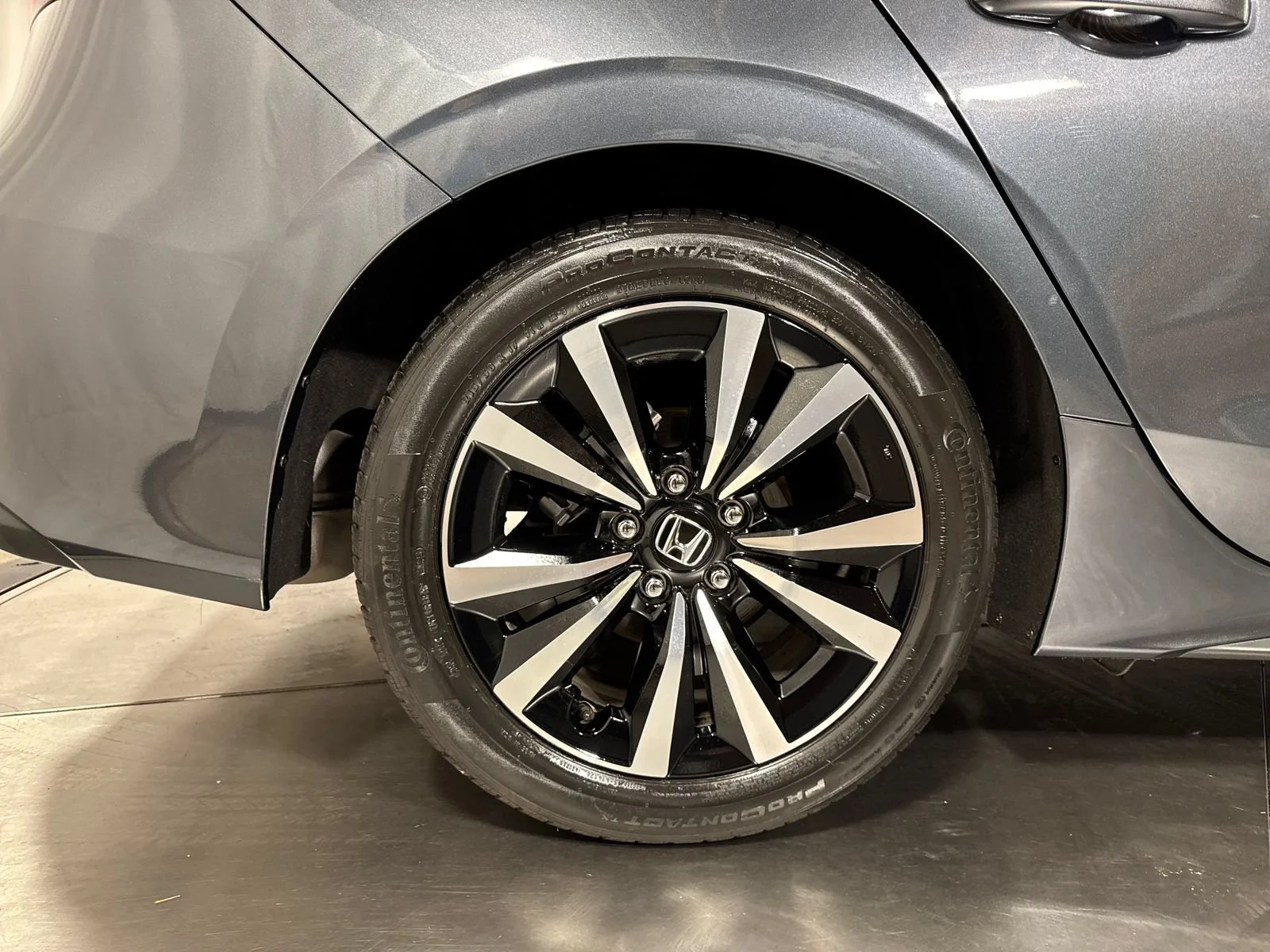 2023 Honda Civic Hatchback EX-L - Photo 42