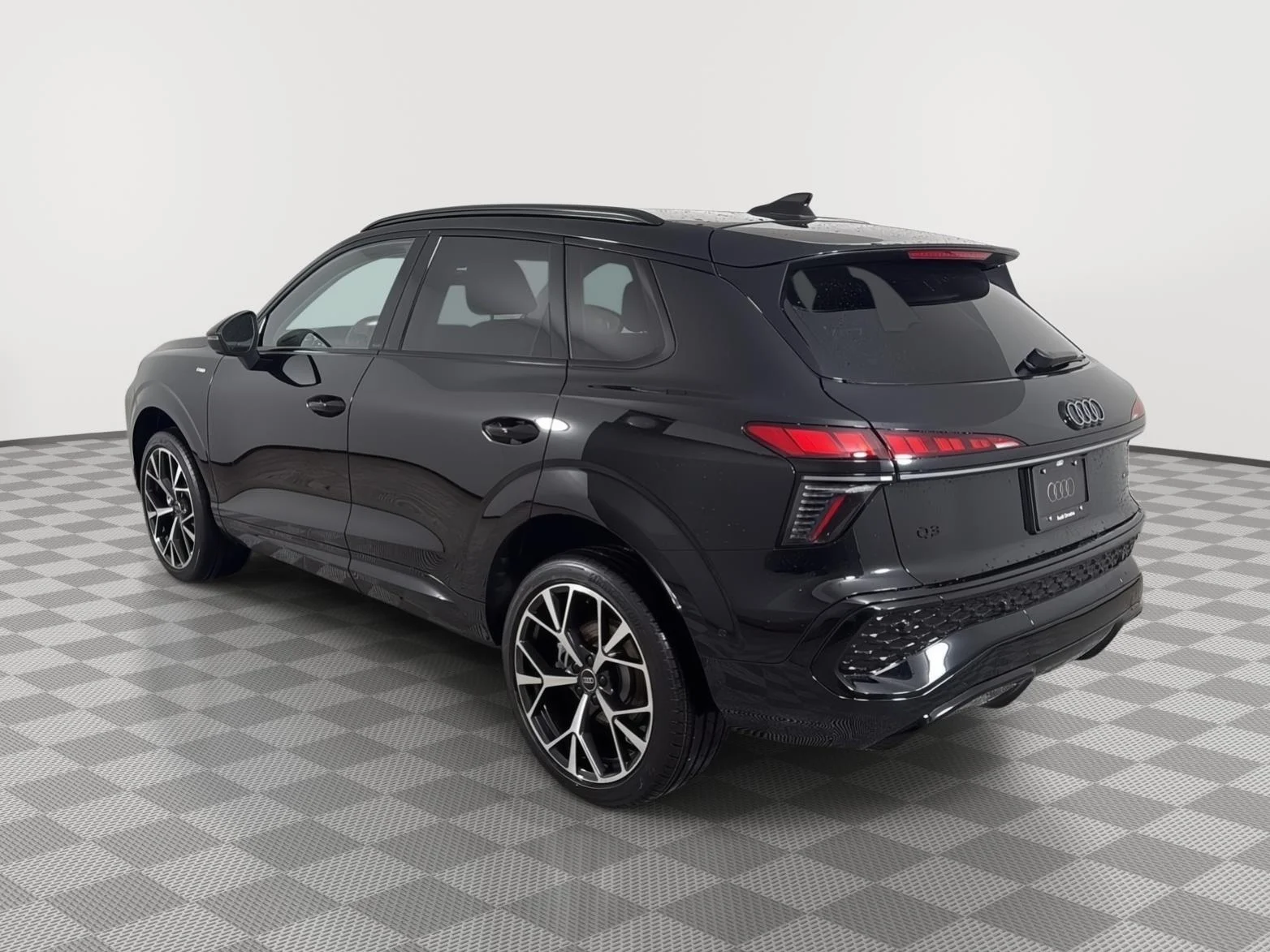 New 2026 Mythos Black Metallic Audi S line image 5