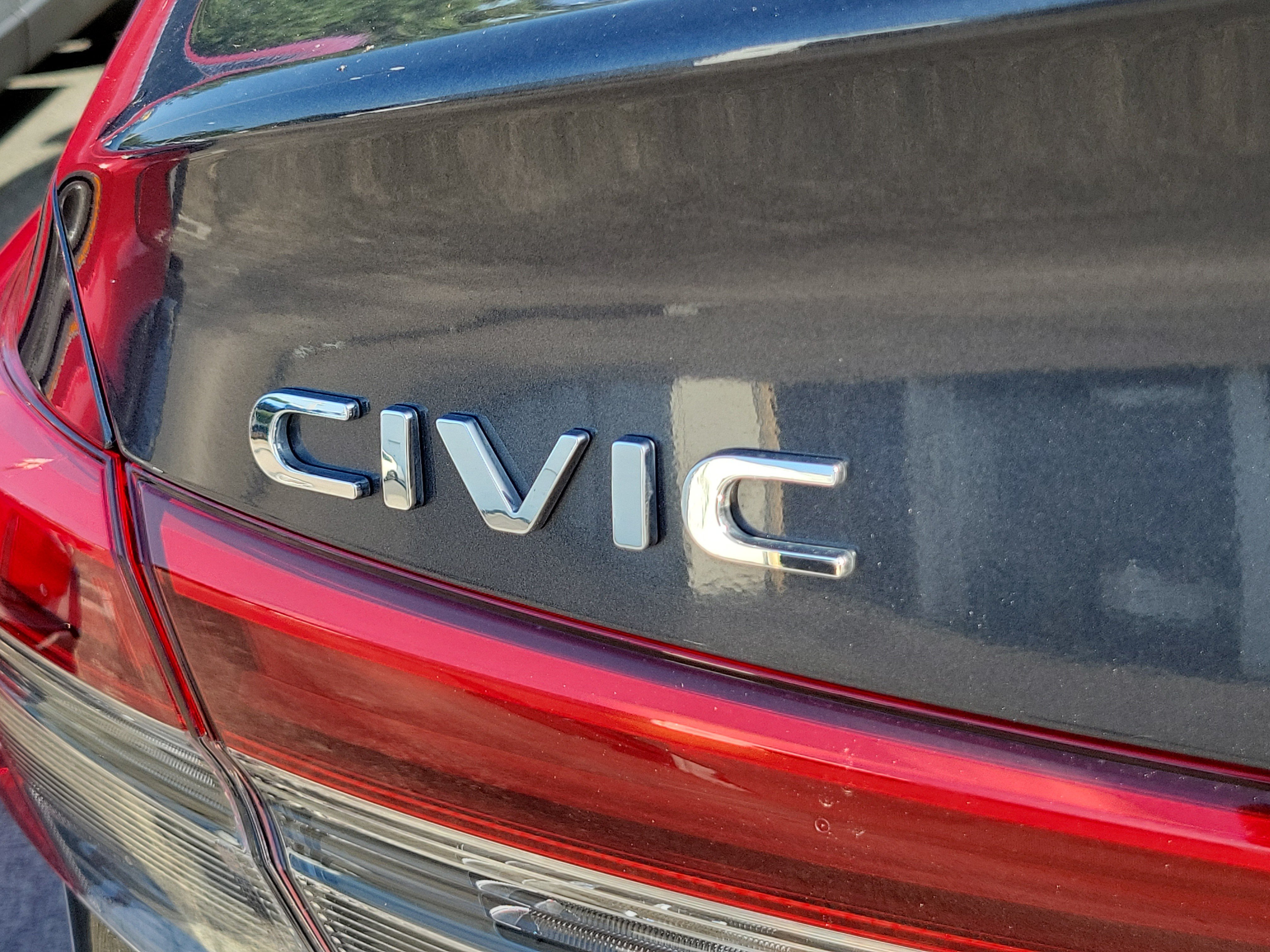 2024 Honda Civic Touring - Photo 19