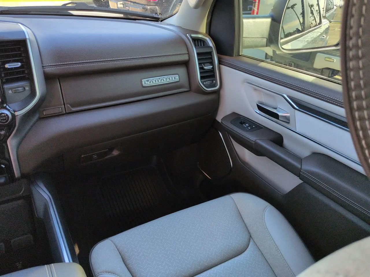 Certified Used 2026 Bright White Clearcoat Ram Laramie image 17