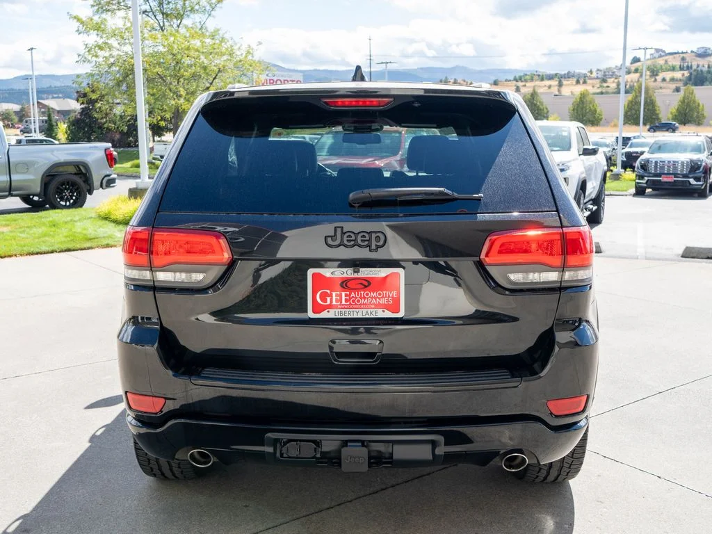 Used 2015 Black Jeep Altitude image 6