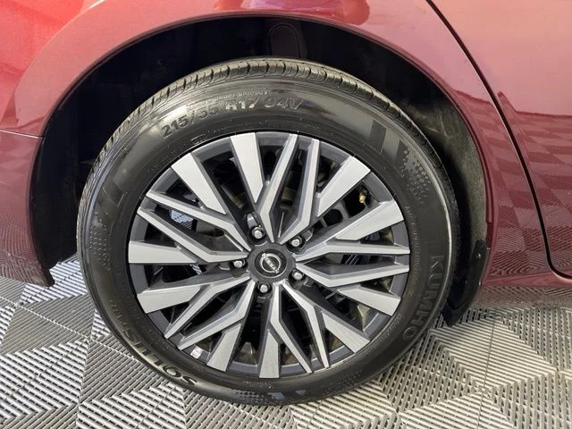 Used 2025  Nissan 2.5 SV image 38