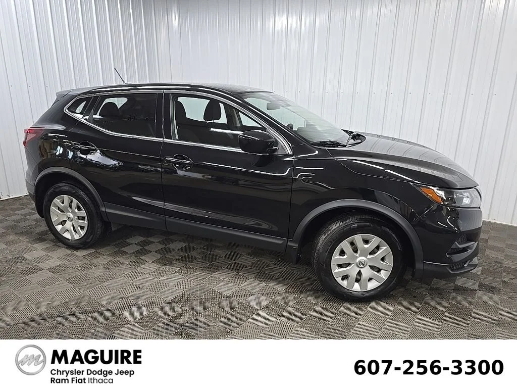 2020 Nissan Rogue Sport S AWD's photo