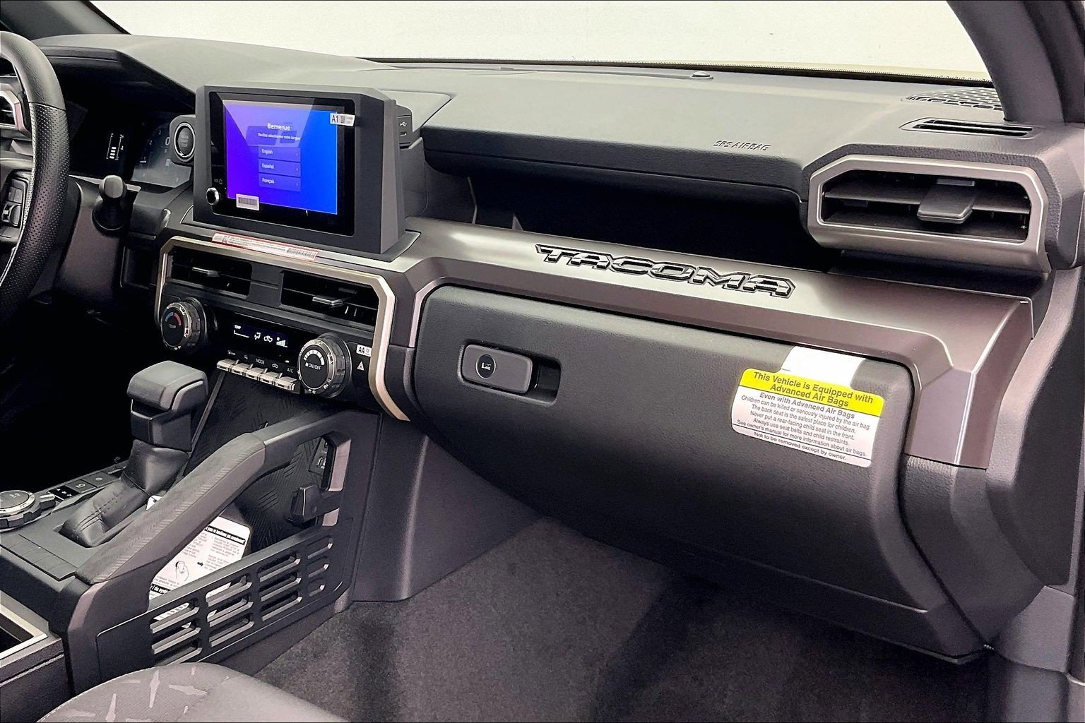 2026 Toyota Tacoma SR5 - Photo 6