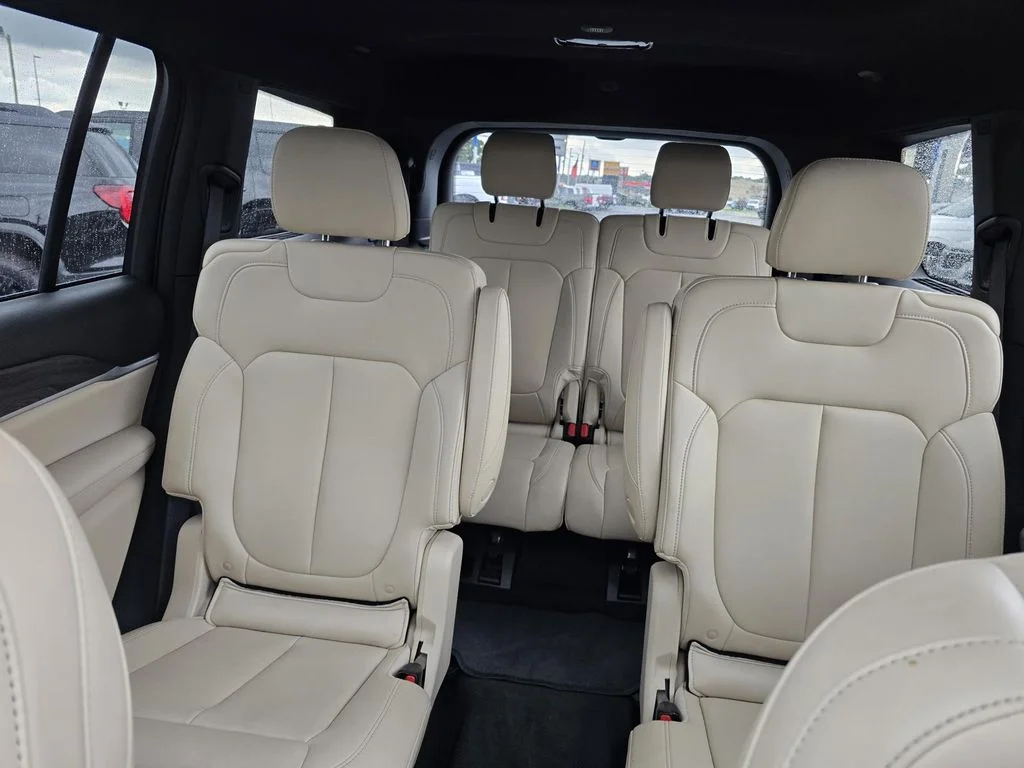 Used 2025 Baltic Gray Metallic Clearcoat Jeep Limited image 20