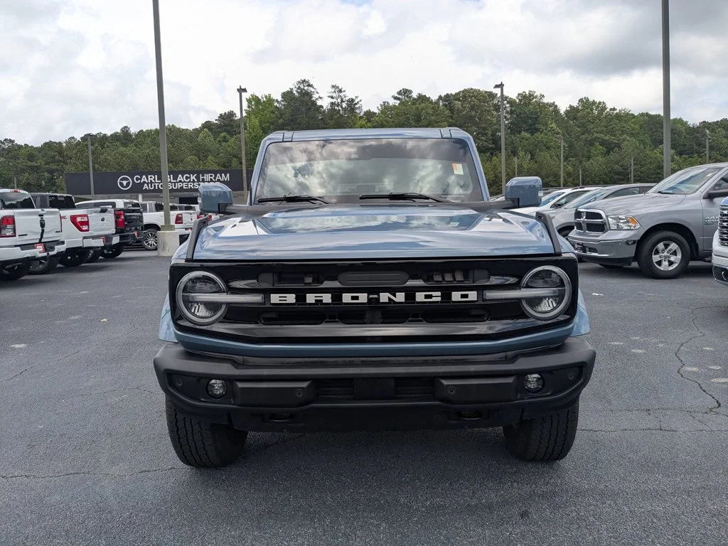 Used 2024  Ford Outer Banks image 2