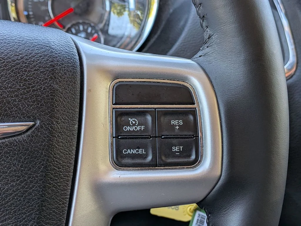 Used 2015 Gray Chrysler LX image 15
