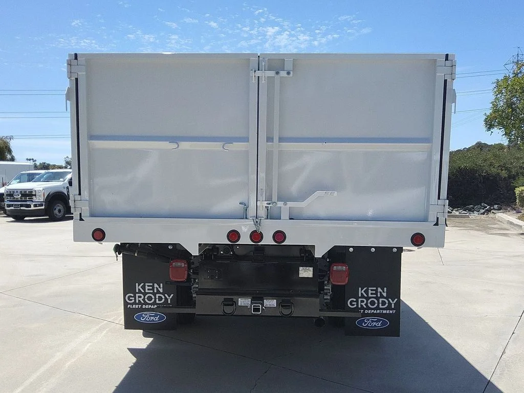 New 2026 Oxford White Ford XL image 31