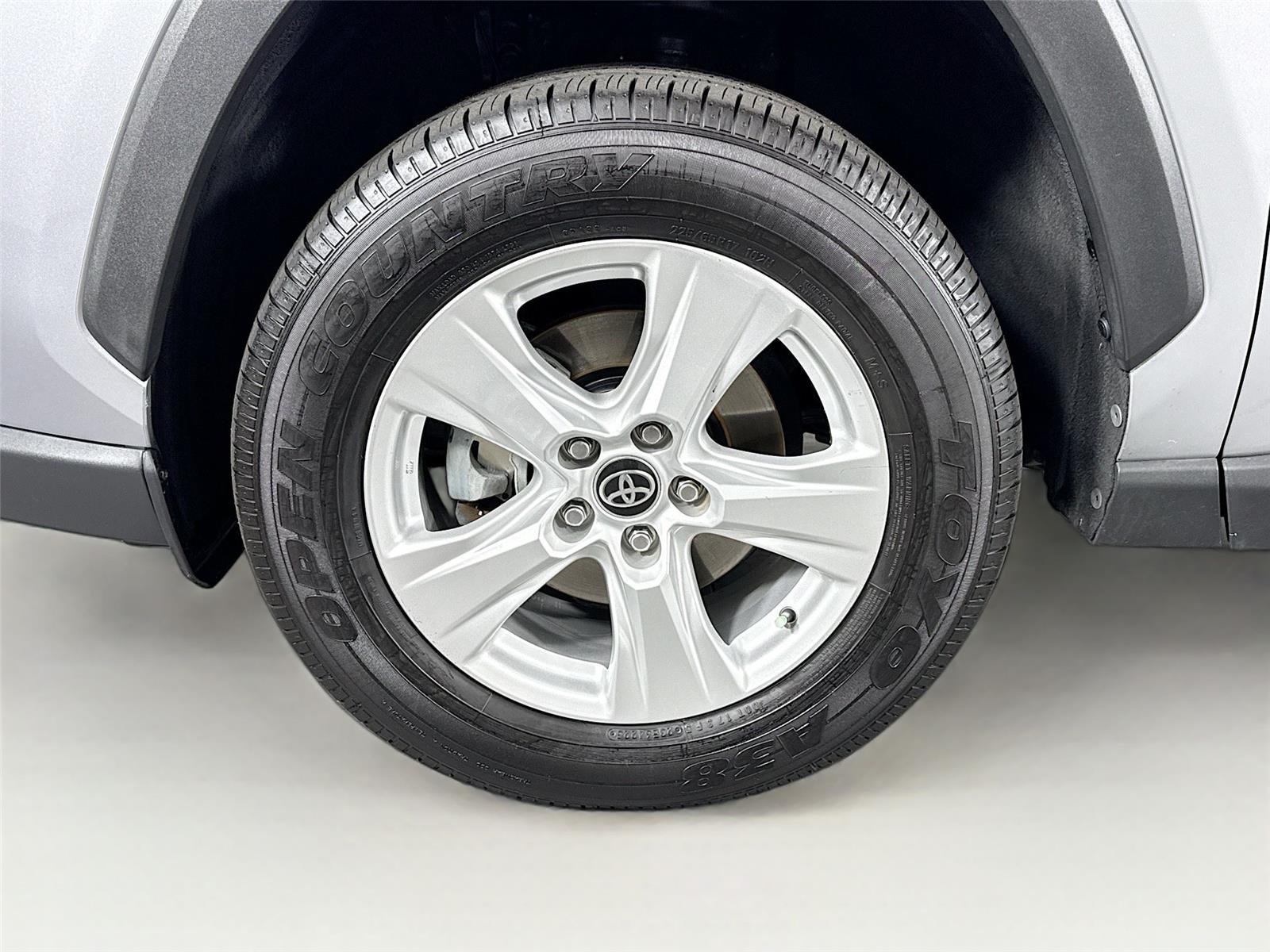 Used 2021 Silver Sky Metallic Toyota XLE image 41