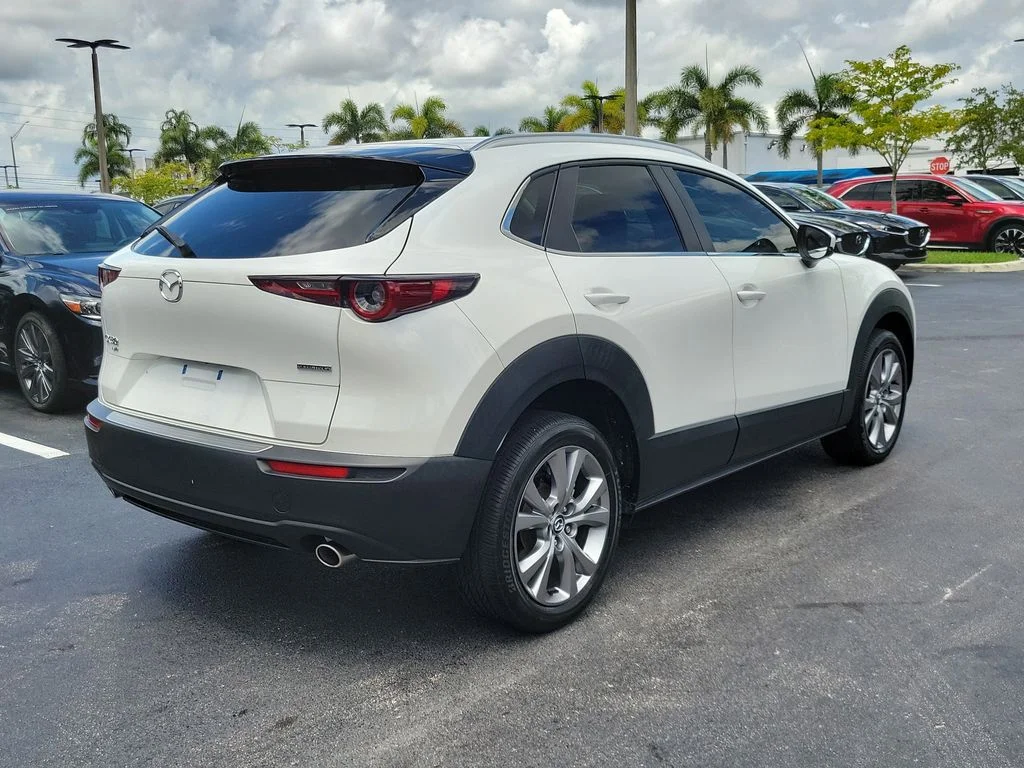 Certified Used 2023 White Mazda 2.5 S Preferred Package image 4
