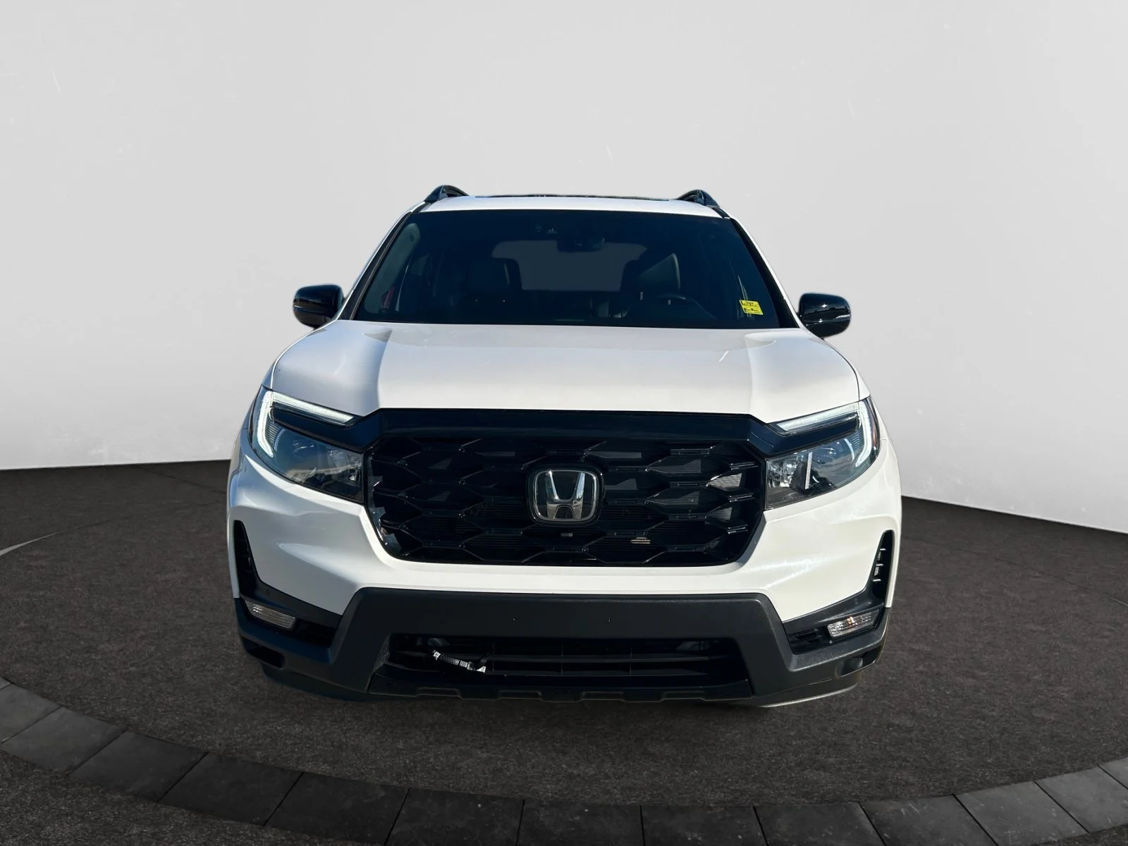 Used 2023 White Honda TOURING AWD image 8
