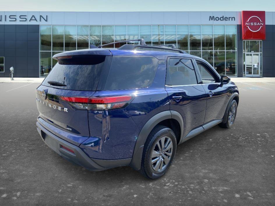 Used 2025 Deep Ocean Blue Pearl Nissan SV image 5