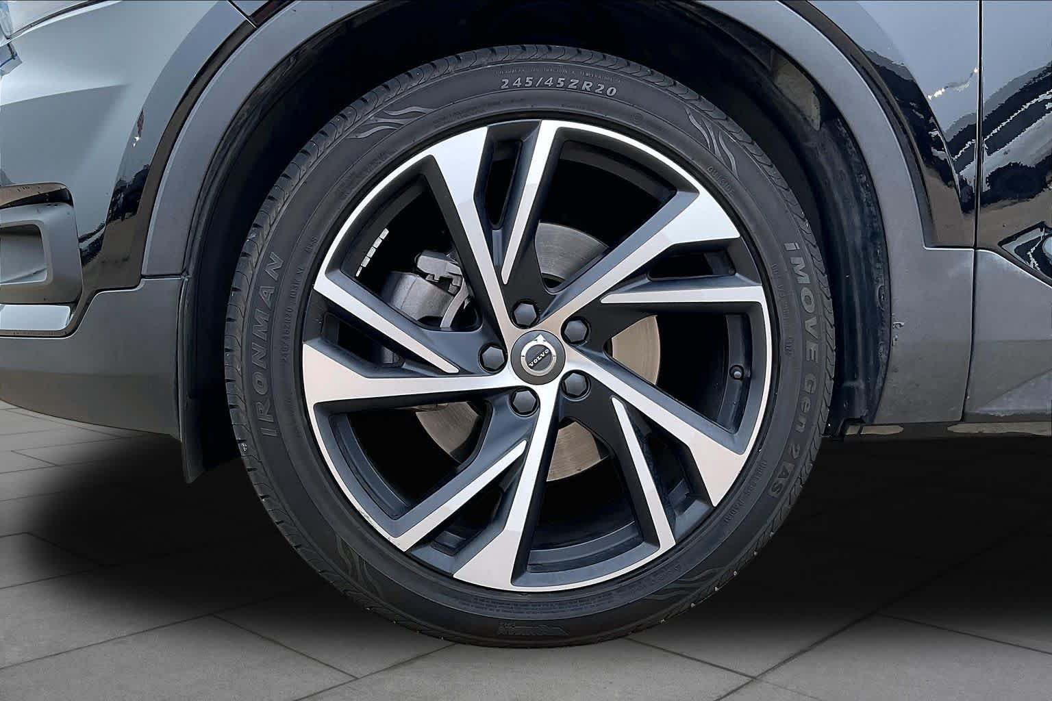 Used 2021 Black Stone Volvo R-Design image 12