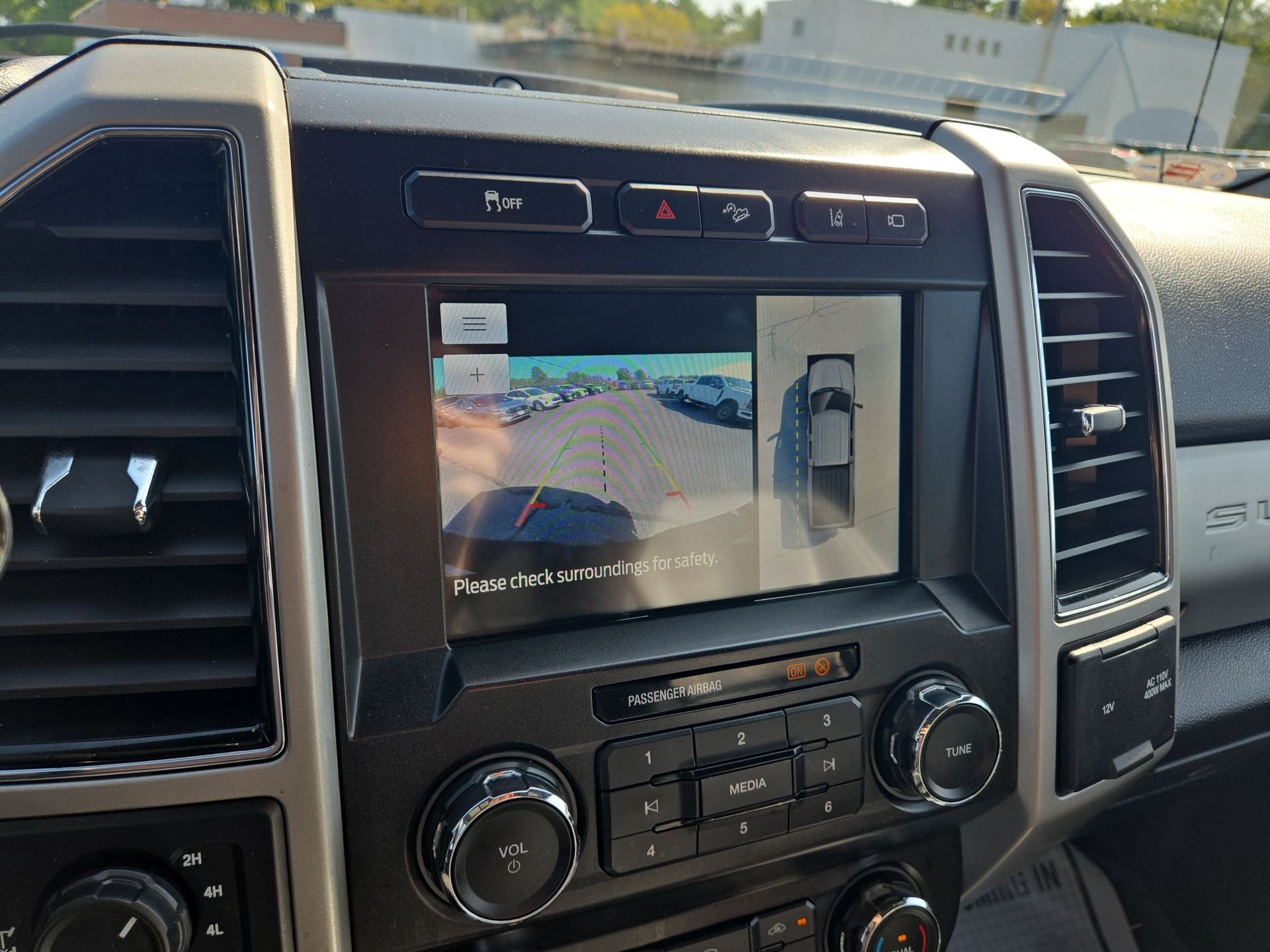 Certified Used 2020 Green Ford Lariat image 10