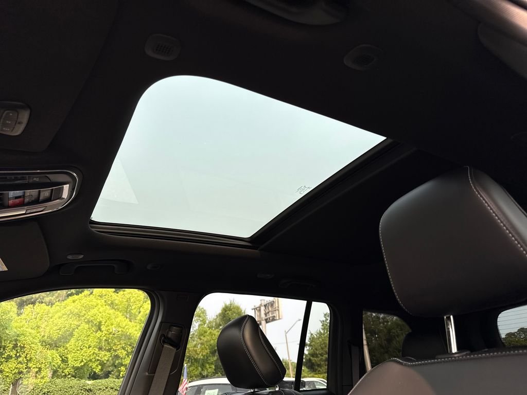 Used 2025 Gray Jeep Limited image 20