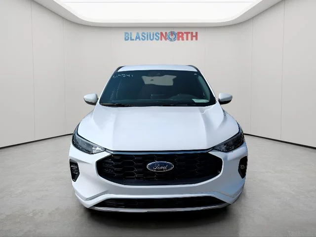Used 2023 White Ford ST-Line Select image 2